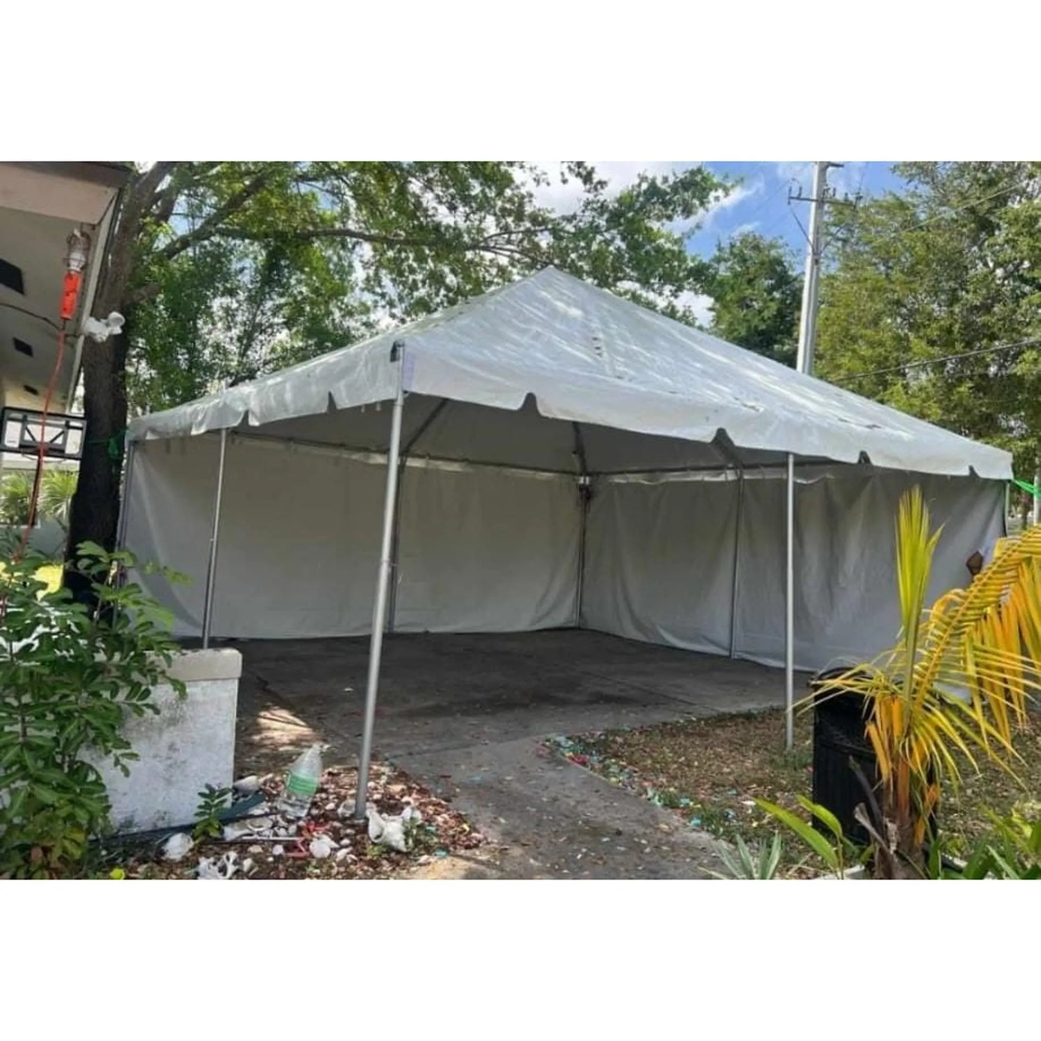 20x20 Classic Series Frame Tent