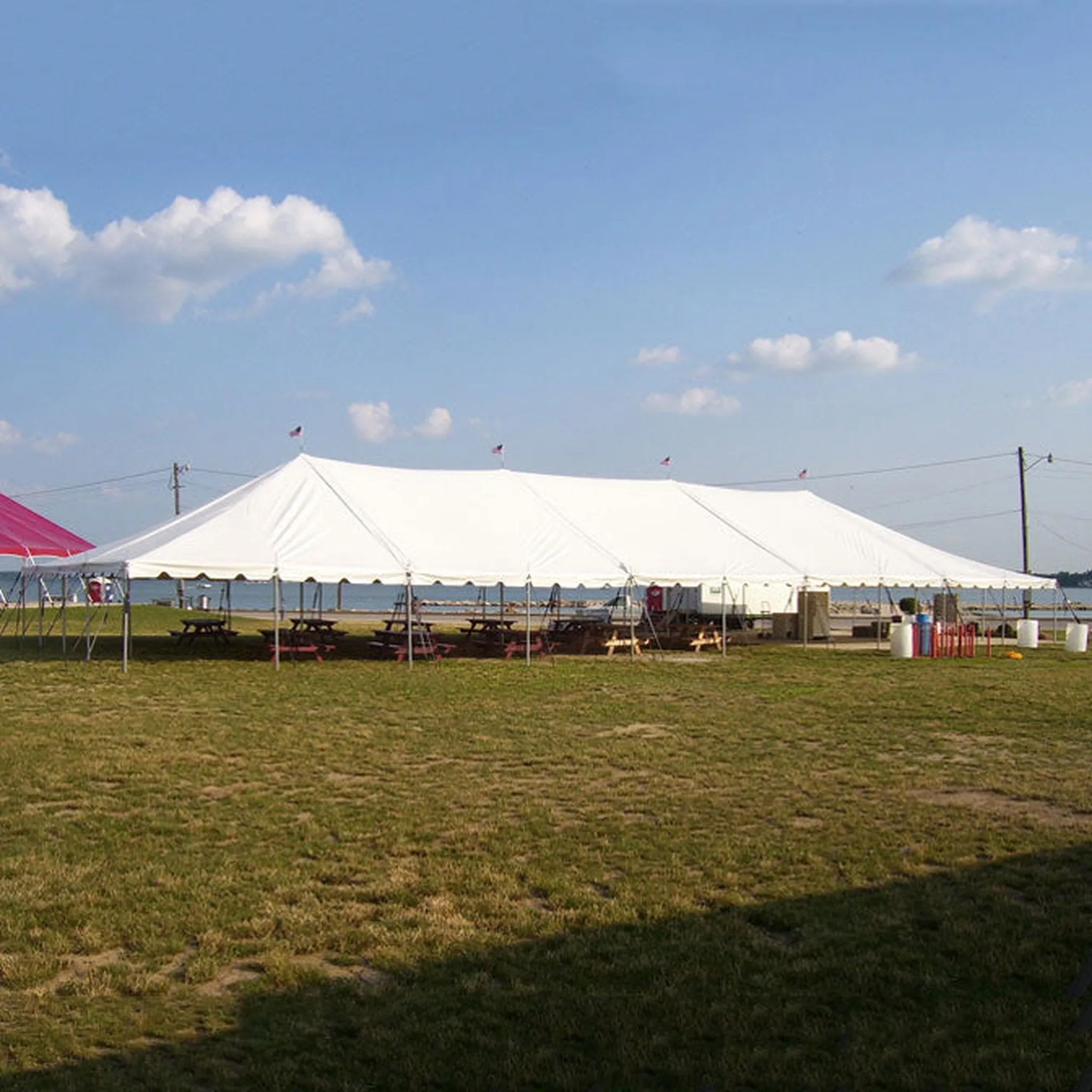 40x100 Classic Series Pole Tent
