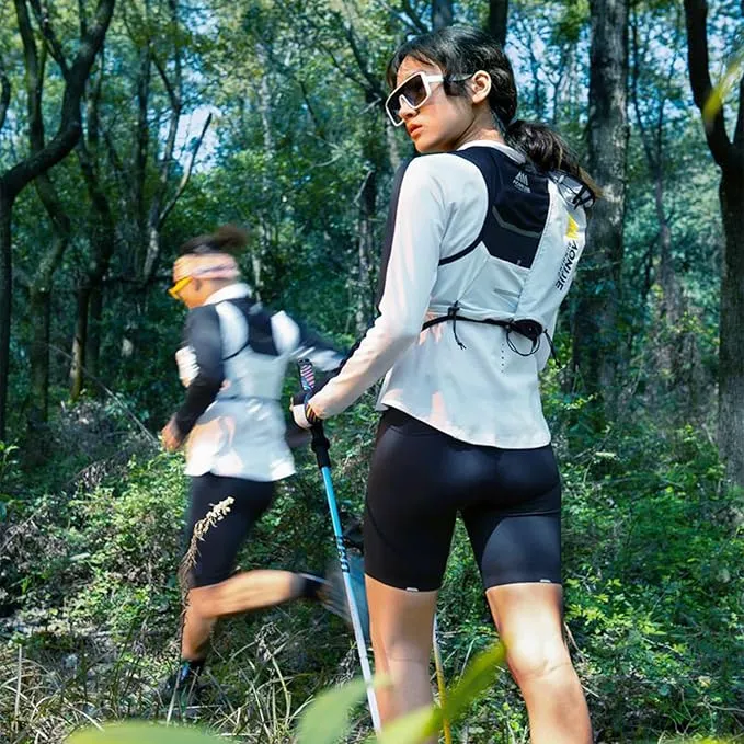 AONIJIE Hydration Vest Backpack 5L with External Trekking Poles Storage Bag Lightweight Hydration Pack for Trail Run Race Marathon