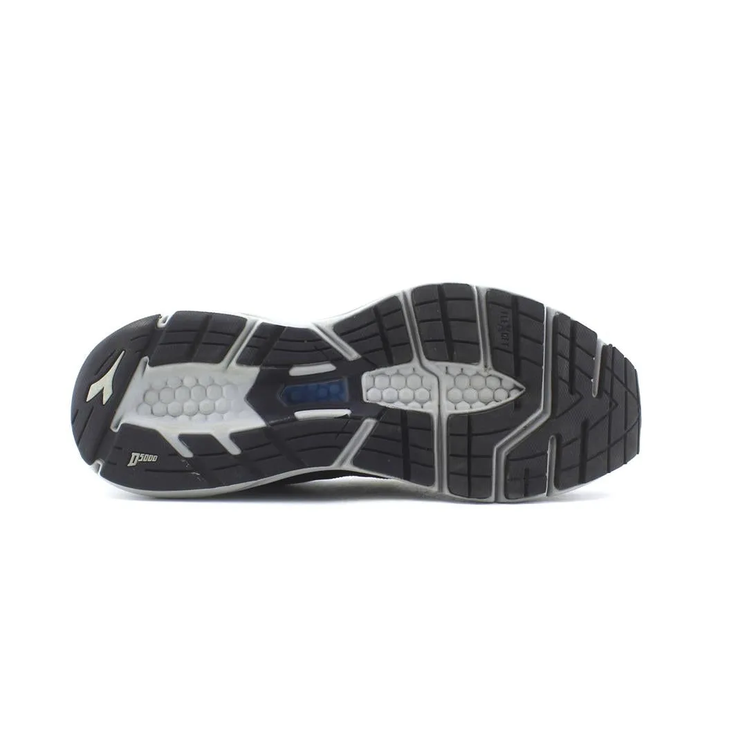 DIADORA BLUSHIELD