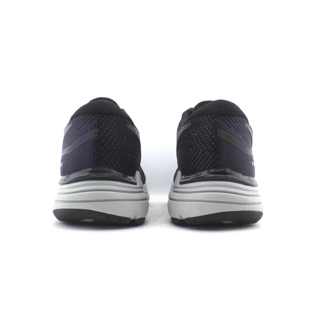 DIADORA BLUSHIELD