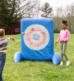 INFLATABLE AXE THROWING